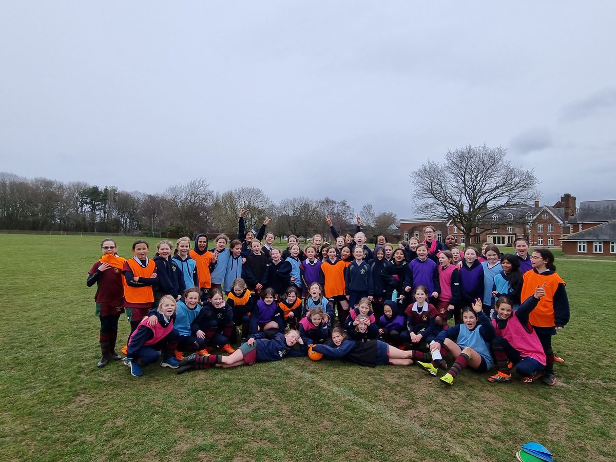 BWPSport's tweet photo. Y5&6 girls loved their first afternoon of football on Wednesday. They enjoyed being mixed up, making new friends, learning new skills and matches. Well done to the victorious Pink team! #growthmindset #positivetransfer #thisgirlcan #learningtoplay #playingtolearn https://t.co/FKTbcg94OX