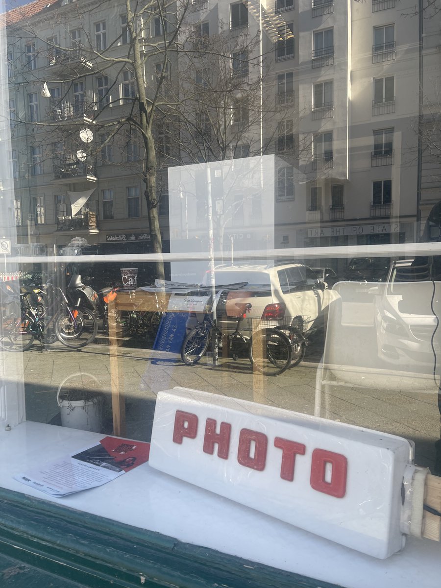FASB_Berlin's tweet photo. SCHWEIGEN ALS DIALOG
.
mit FraukeLangguth und ThiloSeibt
.
Ausstellung Monat der Fotografie OFF #Berlin 
.
VERNISSAGE 17.03.2023 19:00
.
#Fotografie #Ausstellung in #Schöneberg
.
#supportartists #Berlin #exhibition #photography #artinberlin #photoinberlin #photo #PhotographyIsArt https://t.co/f344cOUOL7