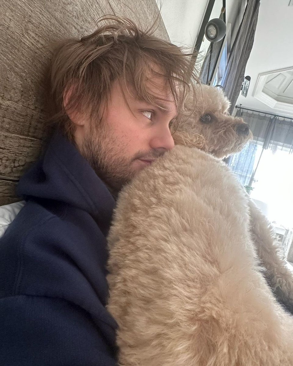 themgclibrary's tweet photo. michael and moose!! https://t.co/ncYSywQy8S