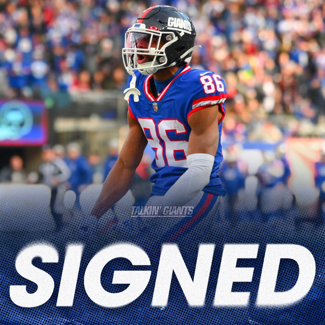 The Giants are re-signing Darius Slayton per @art_stapleton. The Giants leading receiver for 3 of the last 4 seasons is back.