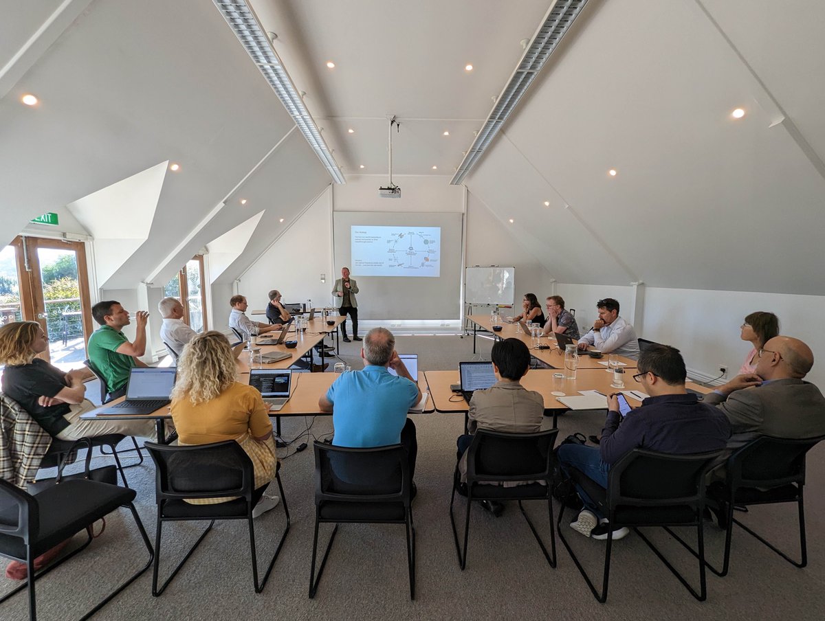 Arnan Mitchell tweet media