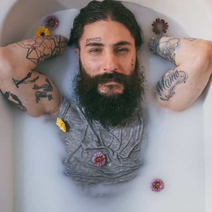 Te espero? Like y rt es un si https://t.co/GBMQ9BP71J