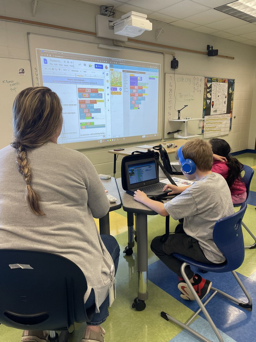 tech_sps's tweet photo. Had a blast coteaching with @megfara and her 3rd graders. They loved using @codeorg to create terrestrial and aquatic ecosystems! @MrsK_ITRT_SPS @PaulaP_ITRT @KatelynLeitner1 @MariLueDav
@HillpointHusky #edutechcoach #engageSPSK12 #BuildingtheBestSPS
#intentionaltech https://t.co/nNMZ09Oww4