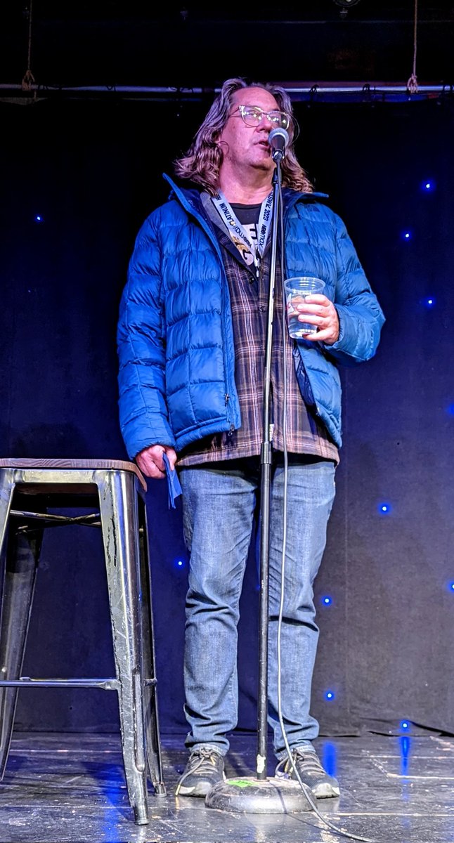 Last show...not bad at all!  <a href="/peteleetweets/">pete lee</a> <a href="/GodfreyComedian/">godfrey</a> <a href="/DougBenson/">Doug Benson</a> <a href="/EsthersFollies/">Esther's Follies</a> <a href="/sxsw/">SXSW</a>