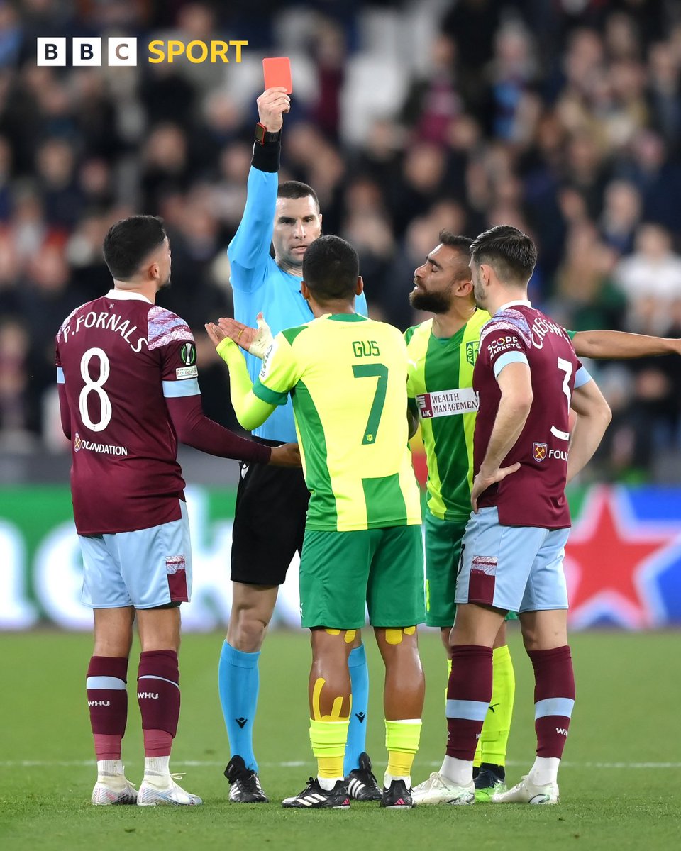 BBCMOTD's tweet photo. โฝ 1 goal up
๐ฅ Opponents down to 10 men
Surely that's tie well and truly settled?
#BBCFootball #UECL #WHULAR https://t.co/AqgLDcxiDO