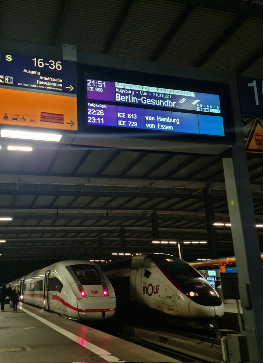 Opernjunkie's tweet photo. Nach heftigen #BSOteufel geht's (leider jetzt schon) Richtung Heimat 🚄 der nächste #Operntrip nach München lässt wohl zwei Monate auf sich warten...dann aber mit geballter Frauenpower, schon jetzt große Vorfreude auf Elena #Stikhina und Asmik #Grigorian 😍 #BSOaida #BSOrusalka https://t.co/4dl6ll0moF