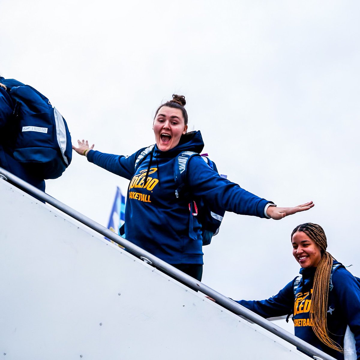 ToledoWBB's tweet photo. Wheels up to Knoxville‼️✈️ https://t.co/VJeUds7Qne