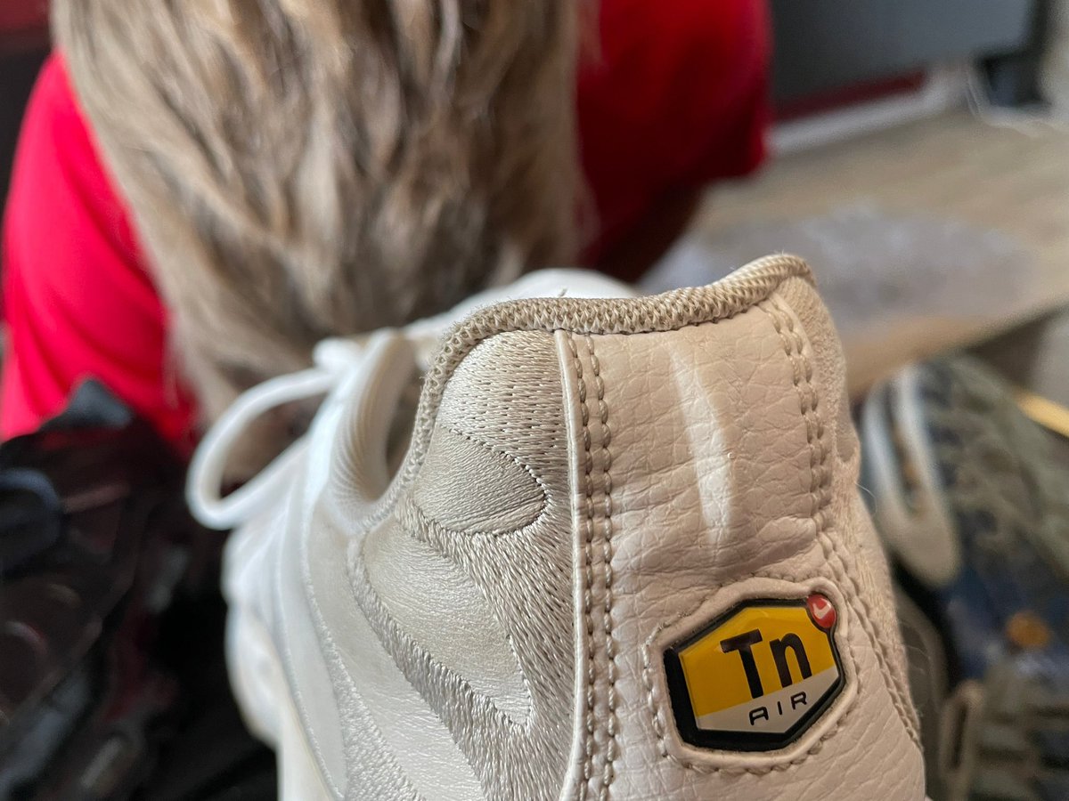 nikeberlin48's tweet photo. See more: https://t.co/qGDujCh47g

#nike #niketn #tn #gayboy #youngboy #sneaker #socks #cum #twink #proll #sportswear #nikefetish #sneakerheads #haifischnikez #onlyfans https://t.co/SxPfk1N5Ke