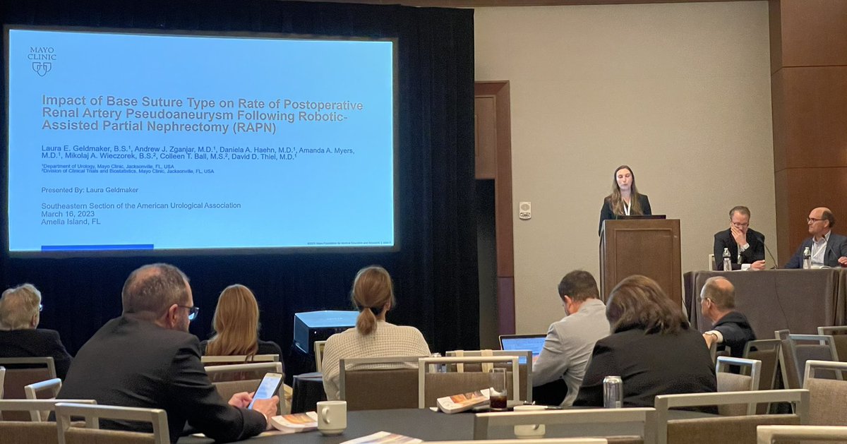 Laura Geldmaker presents 500+ Robotic assisted partial nephrectomies. Pre-Med researchers rock! #SES2023