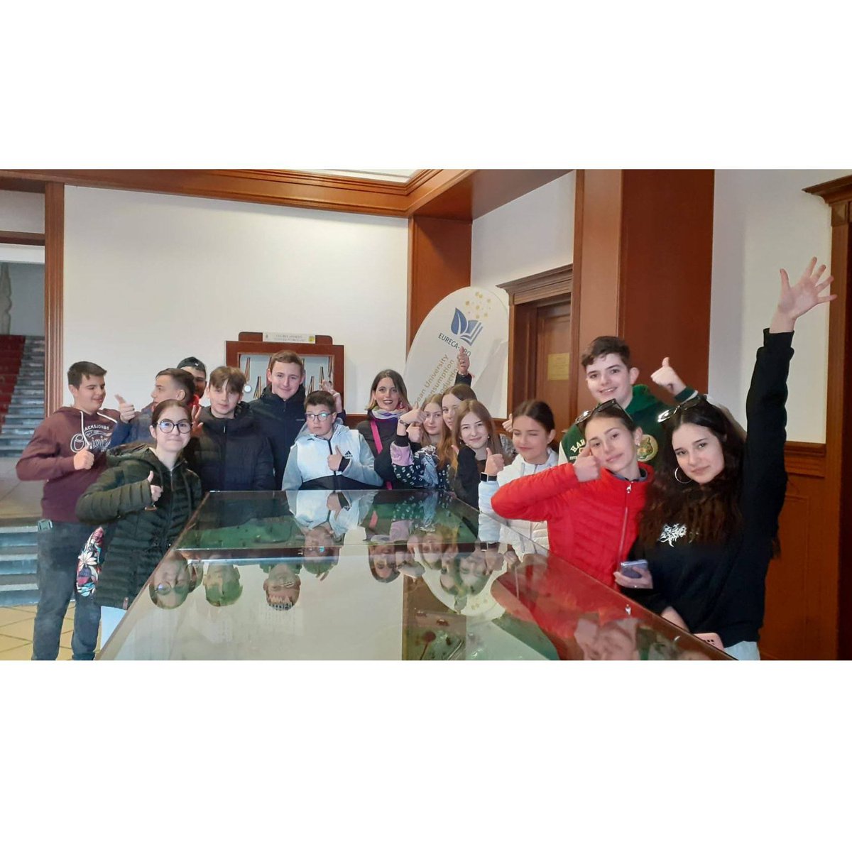 upet_ro's tweet image. Săptămâna aceasta, Universitatea din Petroșani își deschide porțile pentru micii vizitatori de la unitățile de învățământ de pe raza Văii Jiului în cadrul programului "Săptămâna Atfel", prilej cu care elevii pot vedea cum este atmosfera de student.
#UPet #SaptamanAltfel