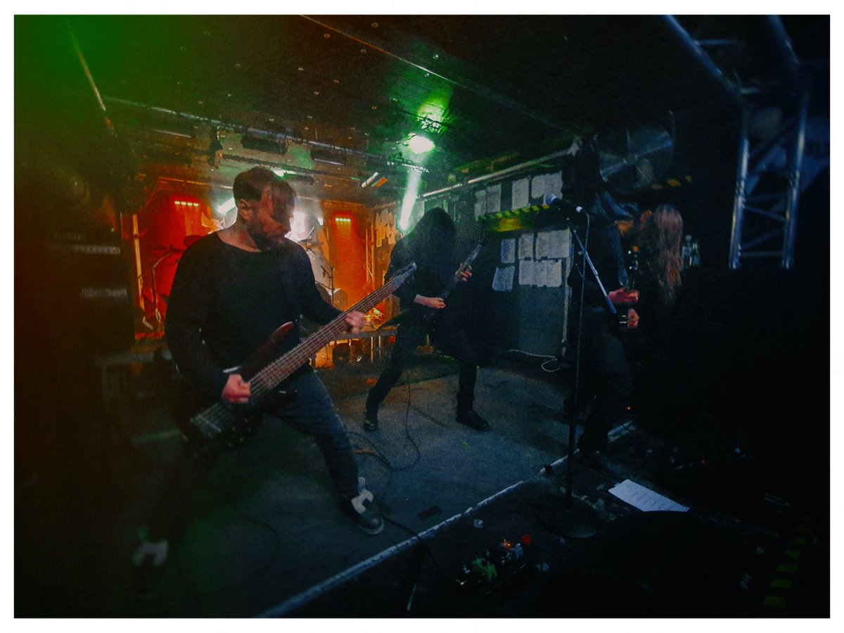 SinaWinter's tweet photo. 🔸 Forget about those typical gig reviews you have read before! 🤘 "Sophie Anne Imation" has her own way of reviewing gigs and it's different! and it's cool! 😊 Check out her review of our event From The Vastland + Zustand Null at Rock In Oslo here:

https://t.co/zLkyhNArJr https://t.co/WWJT98oggh