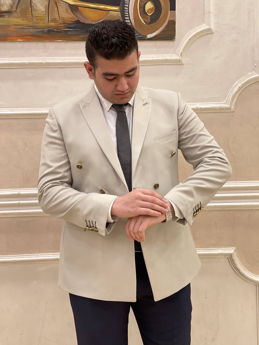 Tekaallam's tweet photo. #NewProfilePic 👔 https://t.co/sZyfXKx0gM