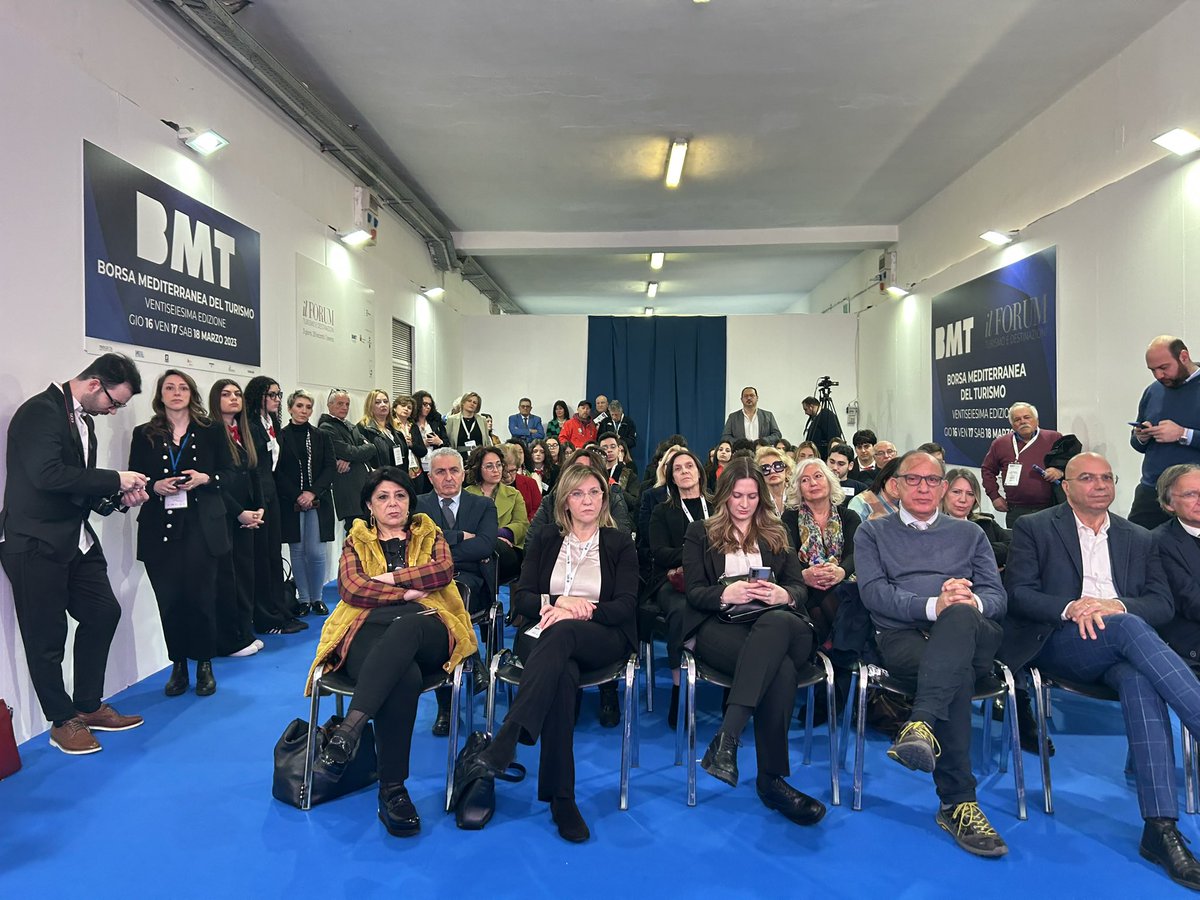 lurgi_m's tweet photo. Prima giornata FORUM turismo e destinazioni alks #Bmt di Napoli https://t.co/GjOIIcN3DN