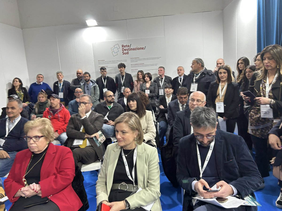 lurgi_m's tweet photo. Prima giornata FORUM turismo e destinazioni alks #Bmt di Napoli https://t.co/GjOIIcN3DN