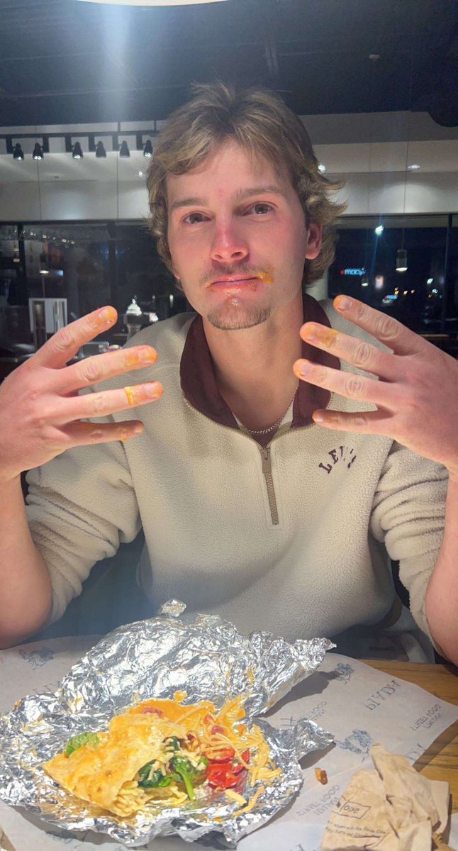 BaseballMaloneU's tweet photo. B4| Devin Norton works himself out of trouble and keeps this game 1-0 going to the fifth π© !! #wheresboston #imissboston #isbostoninboston #vanwontfit #gothimdoingjimmy #piada https://t.co/GX9tCXkeyA