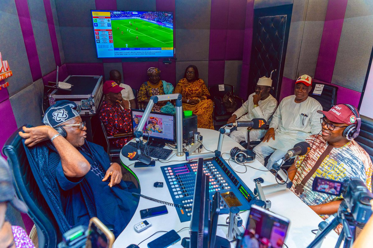 seyimakinde's tweet photo. Grateful to everyone who joined my interviews on Lagelu FM, Agidigbo FM and Fresh FM Ibadan today. I also thank our fathers–the Olubadan in Council-for their vote of confidence in me. As I have been saying, ultimately, power belongs to our people and they are firmly on our side. https://t.co/6aUMIQfQDp