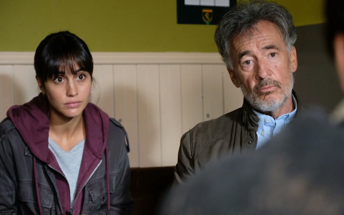 ¿Te está gustando el estreno de la serie #LaCazaGuadiana en TVE?
RT: NO
MG: SÍ