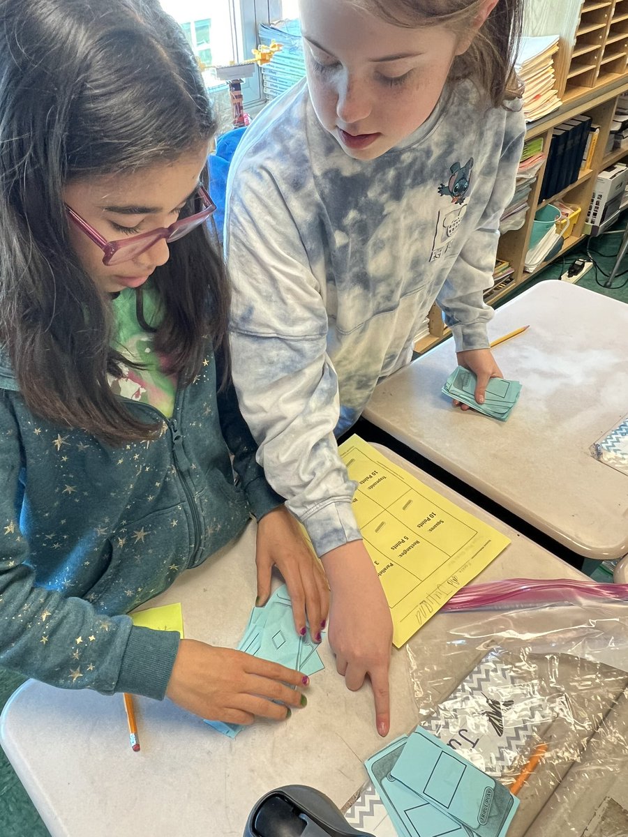 5thDes's tweet photo. M3 curriculum rocks it with math games! https://t.co/zNQyHpHIF8