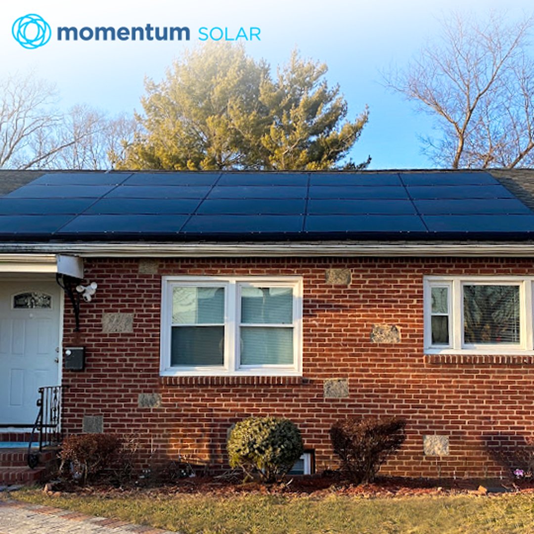 momentumsolar's tweet photo. Sunny skies pay off when you switch to solar. ๐ต DM us today to get started on your solar journey! โ๏ธ #energyredefined https://t.co/IP3PvEXivw