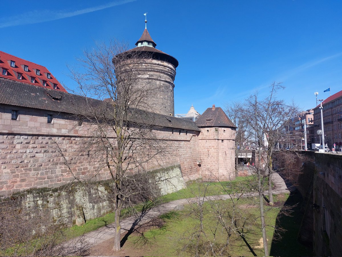 AnnAnnie84's tweet image. Arrived in Nuremberg this morning, been a very nice day! #Weekender #Germany #Springtrip #Nuremberg 🇩🇪
