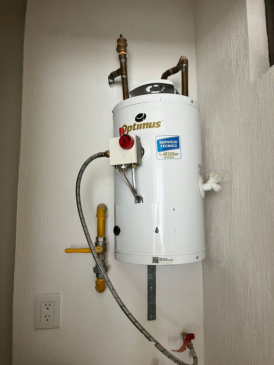 PacoPicazo4's tweet image. 🚨 SE RENTA 🚨 
Departamento de 2 cuartos, 1 baño, cocina intregal equipada, lavasecadora incluida, con vista a la ciudad, seguridad privada, caseta de vigilancia alberca y casa club.

Ubicado en Av Terralta #140
Colonia Terralta Monte Fuji, a 15 minutos de Lázaro Cárdenas