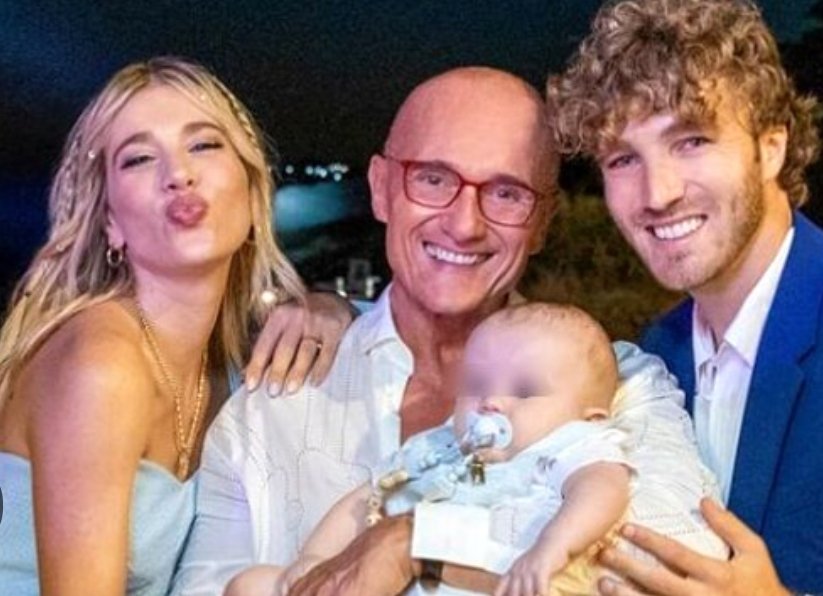 arancioino's tweet photo. MICOL:
"SONO SICURA DEI MIEI MEZZI"

#gfvip #incorvassi #donnalisi #nikiters #nikella #sololisi #fiorde https://t.co/vk7Y65rgS5