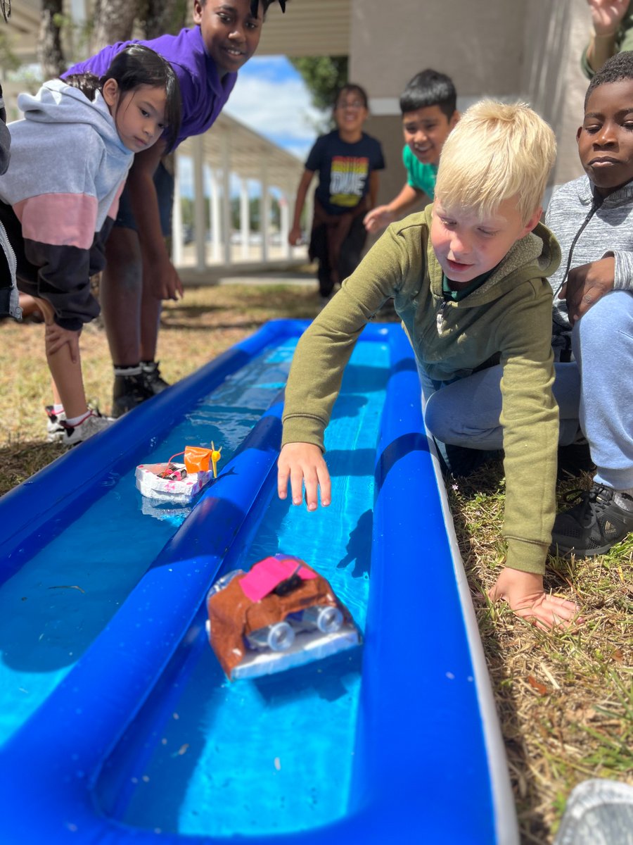 Dr_WhiteEdu's tweet image. #thirdgradescience #STEM #3rdgrade