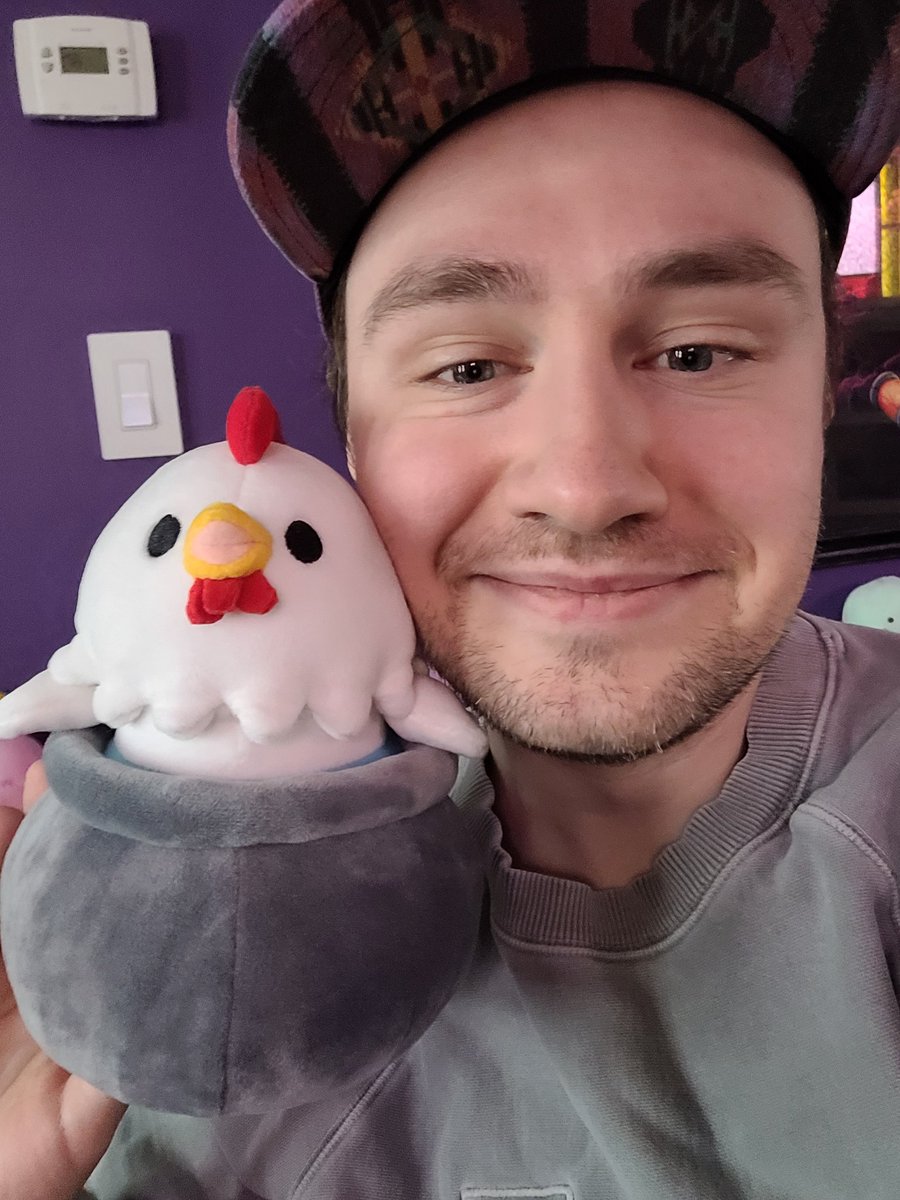 Bawkbasoup's tweet photo. The Bawkbasoup plush is finally on sale!! https://t.co/hzT2civuyU I'm extremely happy with how it turned out 🥹 Its limited time only so order while you can 😳 https://t.co/tDUe0Sqbgn