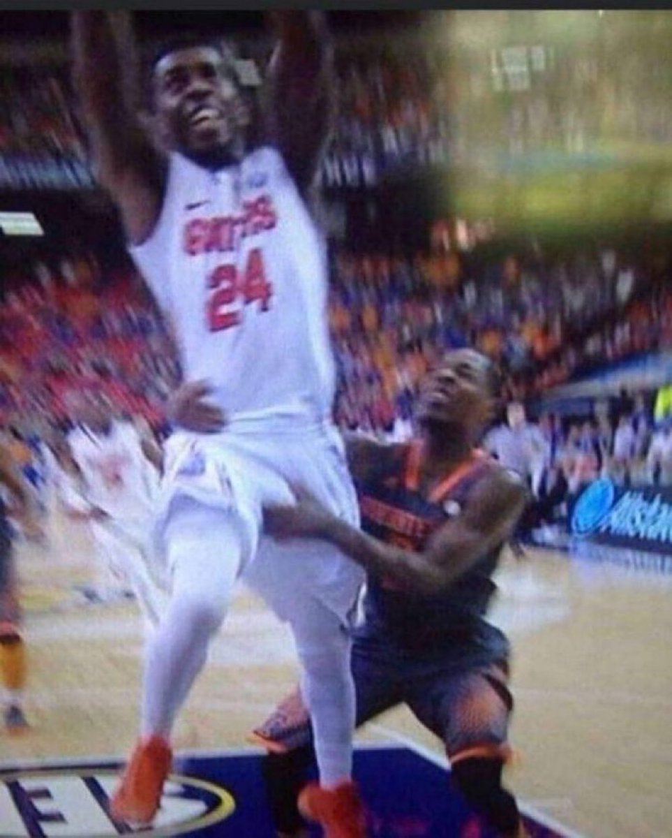 BallsackSports's tweet photo. THATS ALL BALL REF https://t.co/HTsy7hS7dQ