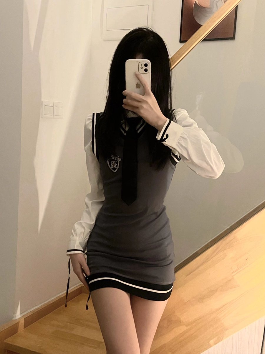 yaer0328's tweet photo. 鸡鸡硬起来没有15cm的和精液射一次没有50毫升的不要说话😝 https://t.co/W1sHinXG3H