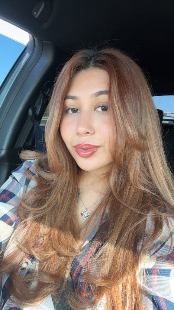Flaccaaa15's tweet photo. red head era🍓 https://t.co/K2eM8ChyKF