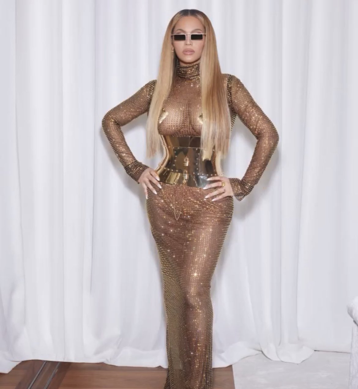 👑 Mr. Weeks 👑 on Twitter: "Beyoncé body is back to her touring shape!!!!  I guess those BBL attacks aren\
