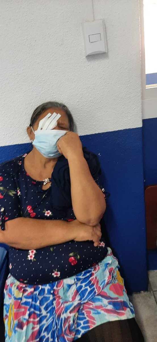 RedsommSV's tweet photo. Hoy se volvio realidad el milagro para estos salvadoreños con problemas de ceguera, victima del abandono del gobierno de #elsalvador https://t.co/uzZ9Qg2Wgg