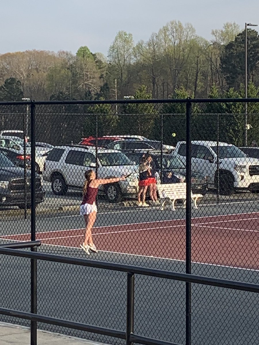 DrThomasPCSD's tweet image. Strong effort today at Jeff Wadlington courts on the campus of Central High. Lion netters win a tough match over region opponent Heritage-Catoosa. Both squads capture a 4-1 win and remain undefeated in Region 7AAAA! Final week of region play next week! #24Strong #LionPride