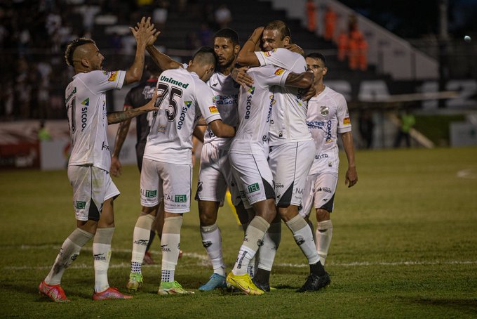 FrY5jgJXsAE8Pc4?format=jpg&name=small