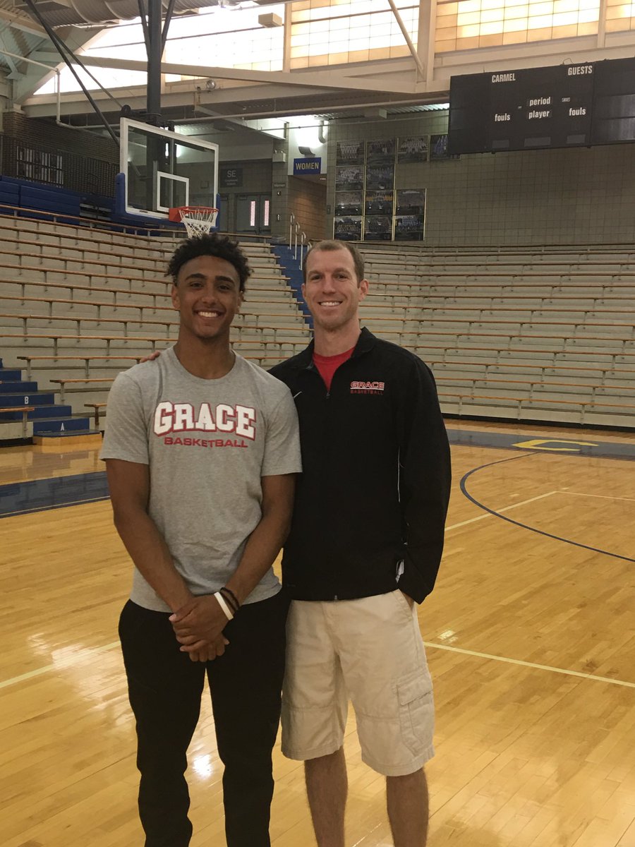 CoachScottMoore's tweet photo. A day I’ll never forget. Edward has been so loyal to me, and honestly has become more than just a player. He’s an inner-circle guy that I have been blessed to be in the fight with. Thank you #4. I love you son. ❤️ https://t.co/JzT6dLhbzg