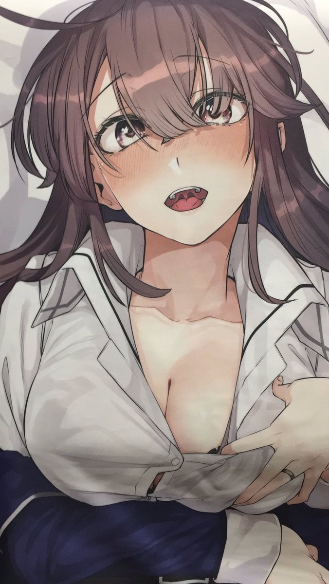 足柄の抱き枕サンプル頂きましたー!
初抱き枕なんで他が分からないのですが、結構布地が厚くて肌触り良いです!
今在庫無いみたいなんですが、要望次第で補充するかもとの事なので良ければ是非に!https://t.co/dyI9vGaix5 