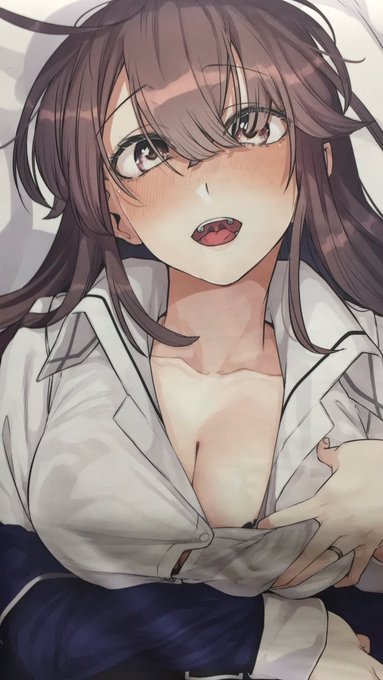 足柄の抱き枕サンプル頂きましたー!
初抱き枕なんで他が分からないのですが、結構布地が厚くて肌触り良いです!
今在庫無いみたいなんですが、要望次第で補充するかもとの事なので良ければ是非に!https://t.co/dyI9vGaix5 