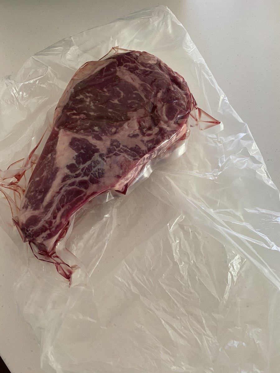 MANtipsWA's tweet image. #getoutsteaks sorted tonight’s supper! Cheers boys 🤙🏻 @TheOneOnePod