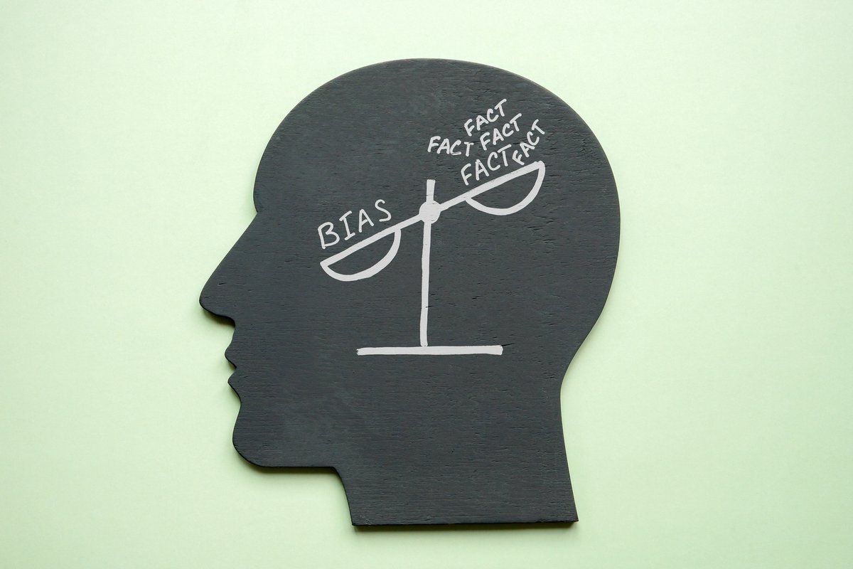 CFAinstitute's tweet photo. Find out how a new measure captures #investorbias. A research paper examines reactions, biased beliefs, and the #mispricing cycle. Available on ARX now. #ARXCFAInstitute https://t.co/oCEgEkoCFA https://t.co/plumpVIlz3