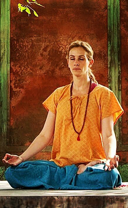 IndiaTales7's tweet image. &quot;I am proud to be a Hindu. Hindusim has gifted Gita, Vedas, Yoga, Meditation, Ayurveda to mankind, I have named my children after Hindu deities Lakshmi, Ganesha and Krishna Balaram. I am practising Hindu, I go to Temples to chant, pray and celebrate&quot; - Julia Roberts