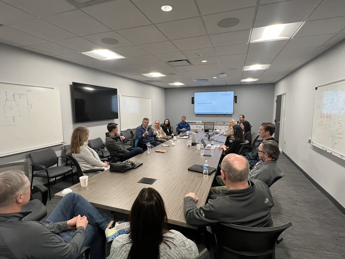 Darin LaHood on Twitter "I started my day off in Morris at the