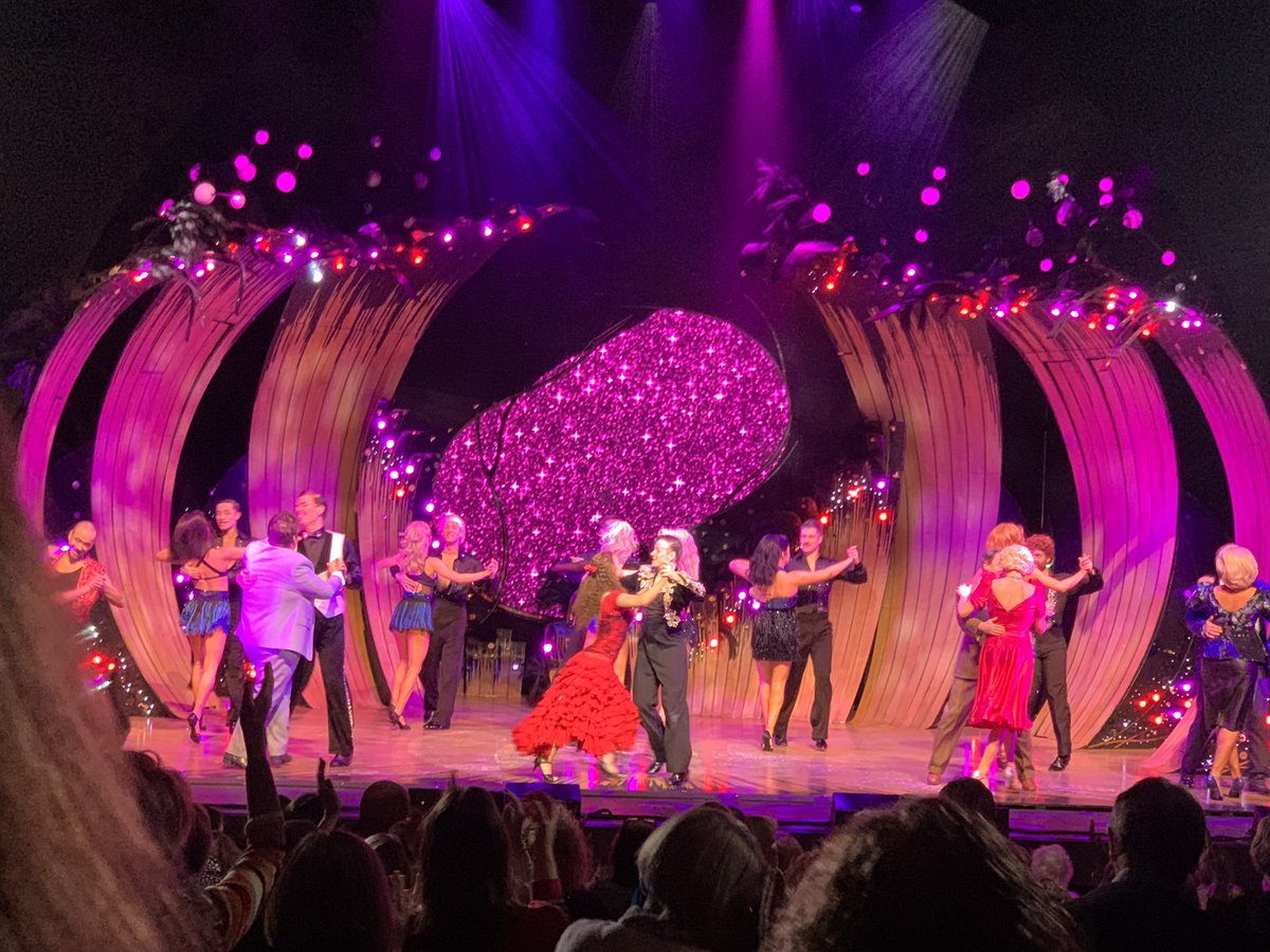 LChapman223's tweet photo. Wow that was amazing, what a fabulous show, thank you!!@keviclifton @maisie_smith_ @CraigRevHorwood https://t.co/NBK75O3887