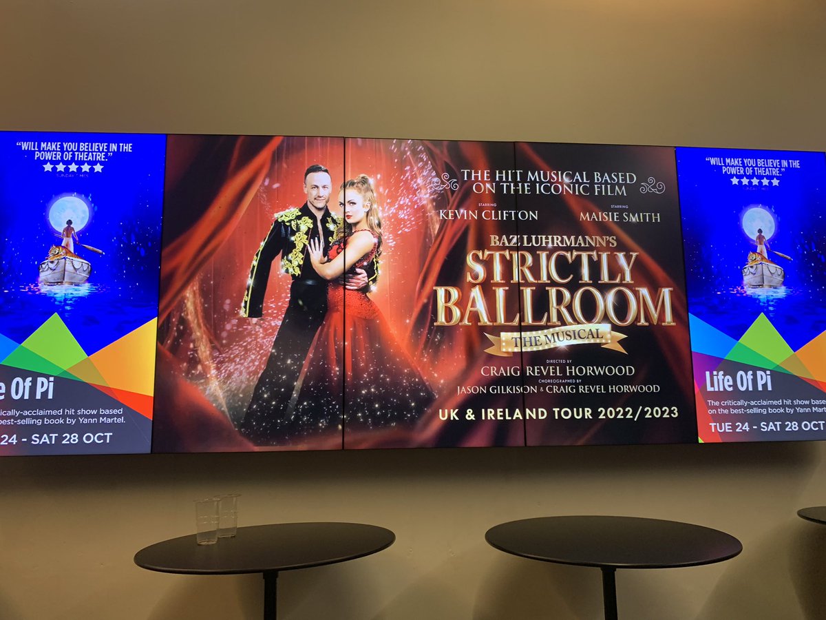 LChapman223's tweet photo. Wow that was amazing, what a fabulous show, thank you!!@keviclifton @maisie_smith_ @CraigRevHorwood https://t.co/NBK75O3887