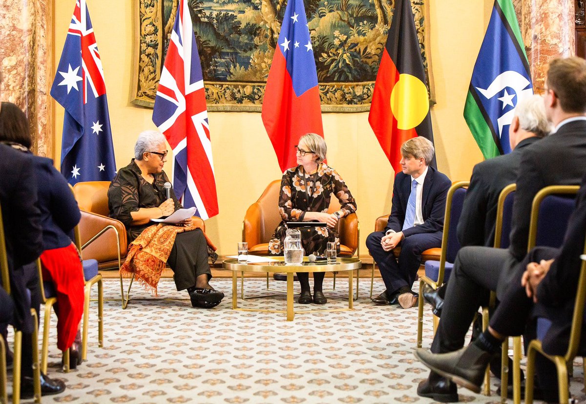 🇼🇸 Prime Minister of Samoa, Fiame Naomi Mata’afa, joined the Australian High Commission in the UK to discuss supporting #SmallIslandStates to achieve #NetZero emissions by 2050 and taking action on climate change. 🌏🌊

SOURCE: Australian High Commission in Samoa