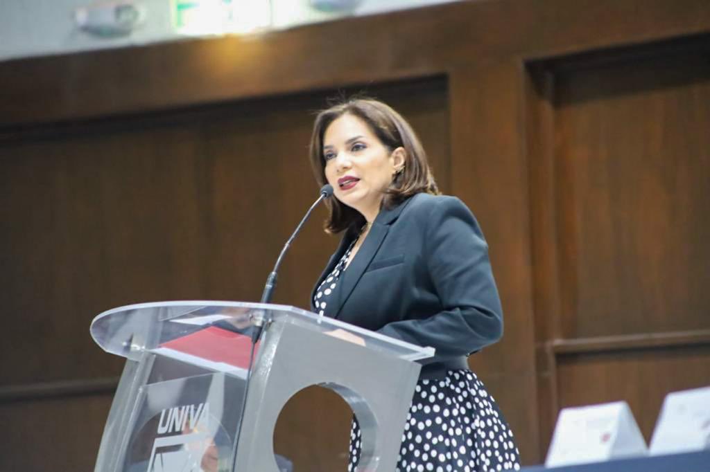 Leti_DelgadoC's tweet photo. En las últimas semanas se llevaron a cabo en todas las regiones del país Capacitaciones Integrales de Licencias Médicas y Dictaminación en Materia de Riesgos de Trabajo e Invalidez, mismas que concluyeron el día de hoy en Jalisco. 🙌🏼 https://t.co/W1BG3D7Mf2