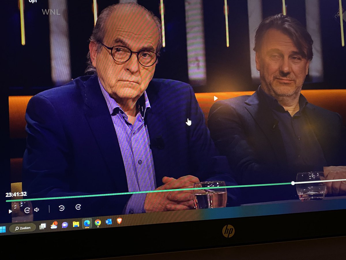 diejerooie's tweet image. Als blikken konden doden.  Kijk die verzuurde koppies van #melkert en #albrecht man man man #Op1npo