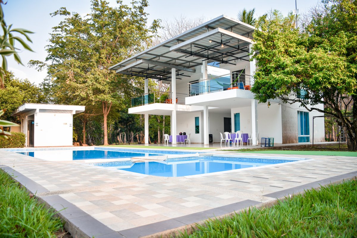 CCCASANARE's tweet photo. #Finalizamos las visitas en el hotel campestre Villa Lisseth. Esta microempresa ha fortalecido su modelo de negocio con los procesos de acompañamiento, formación y asistencia técnica especializada del #ProgramaCrece. https://t.co/U1Lk2jTV8j