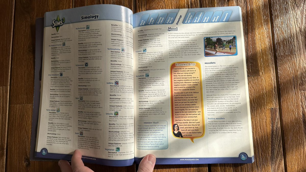 lazygamereviews's tweet photo. Going through storage, found this today

Dang I miss The Sims 3 https://t.co/X4qSEd8nOl