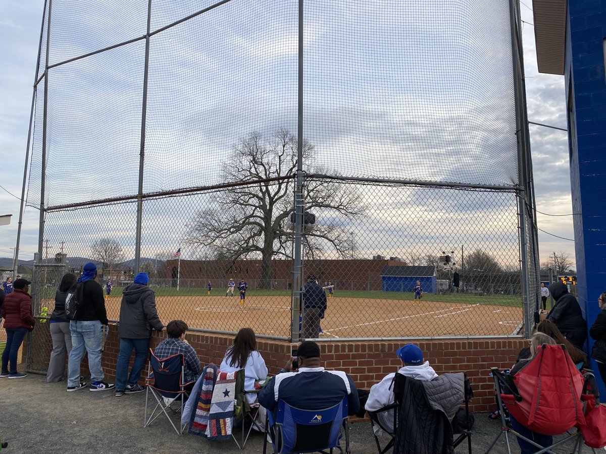Our ECG Softball team is playing Western Albemare this evening.  Current score is ECG 2 WAHS 4 going into the top of the 4th inning! ⁦<a href="/ecghighschool/">E.C. Glass H.S.</a>⁩ ⁦<a href="/ecgathletics/">E.C. Glass Athletics</a>⁩
